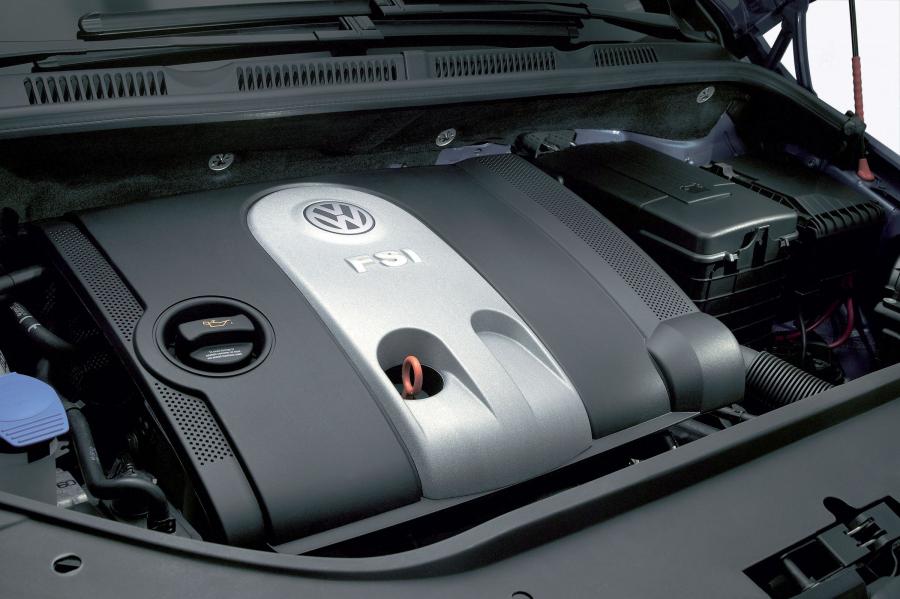  Volkswagen Golf Plus 2005 года  (фото 15 из 88)